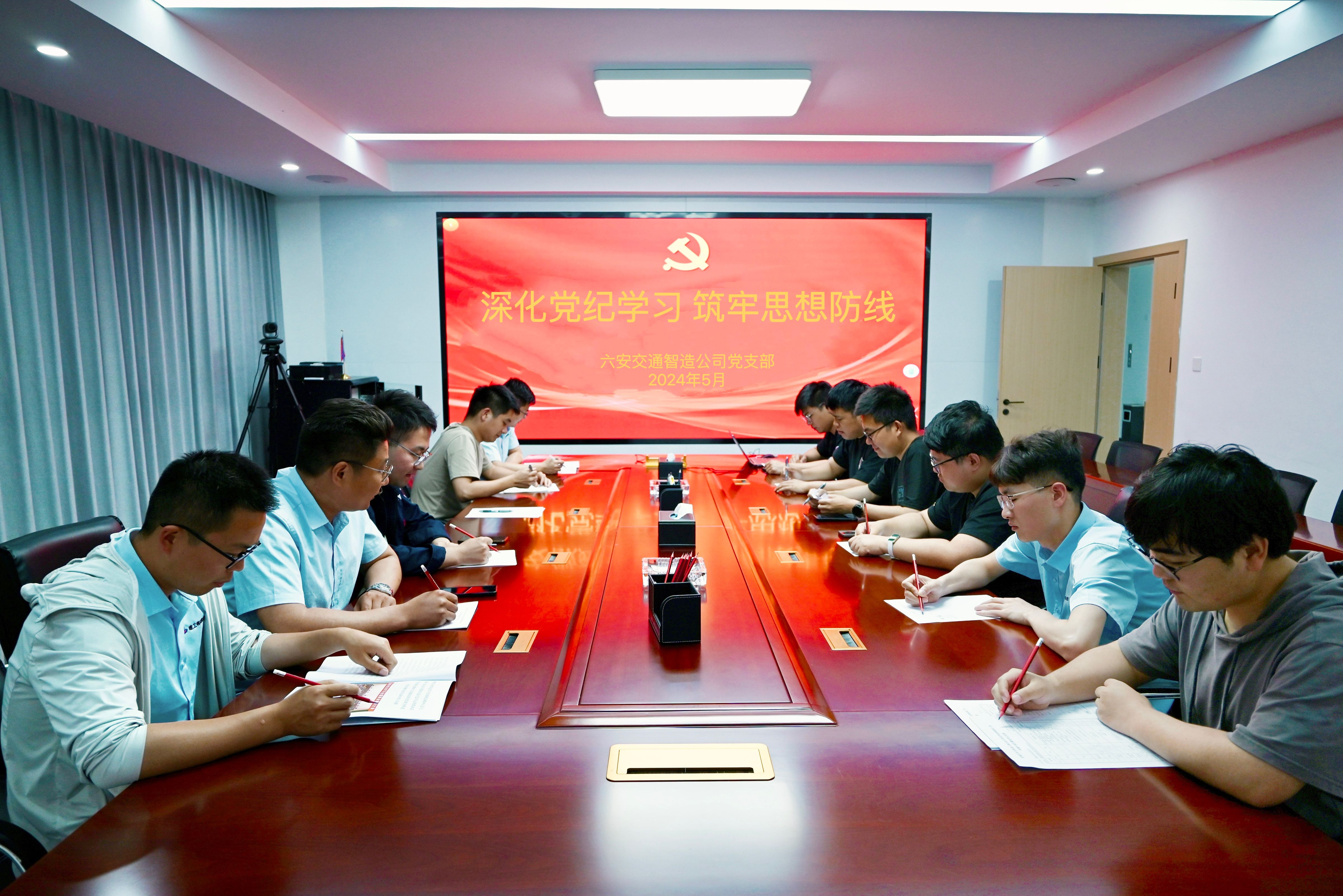 0b0c8da808b022877d229b6c5d39f5d.jpg 0b0c8da808b022877d229b6c5d39f5d.jpg